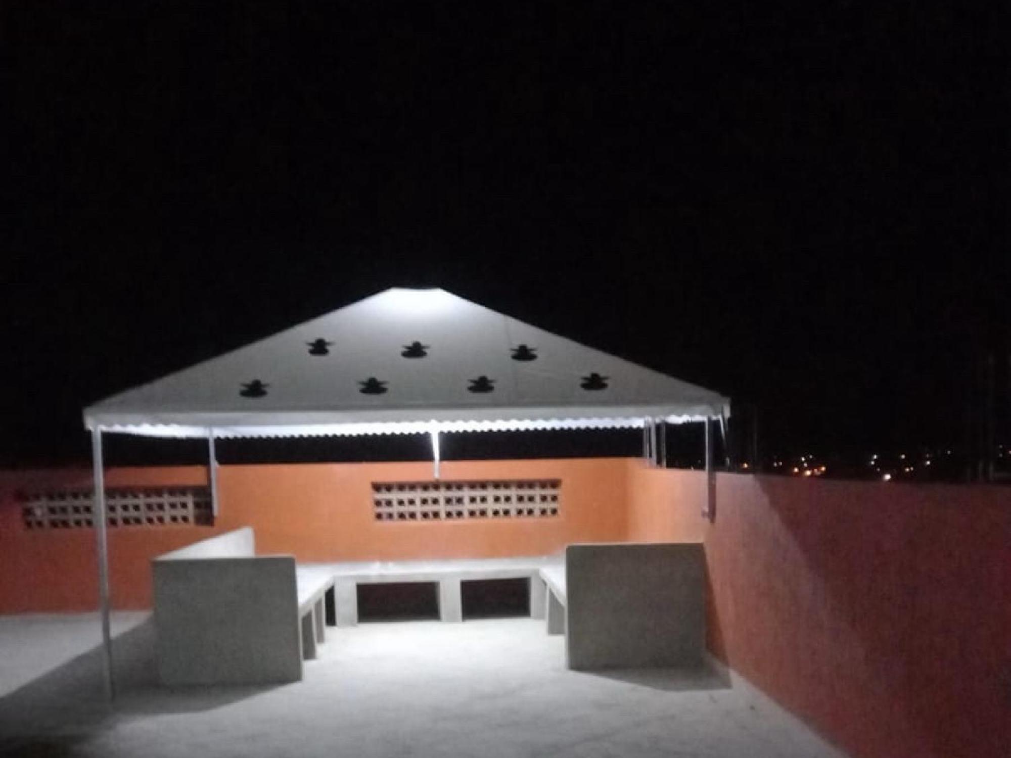 Karaz Homestay Grand Appartement Avec Rooftop Monte Arrouit 外观 照片
